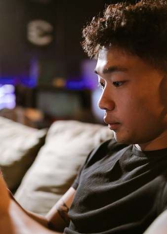 Chơi nhiều game cùng lúc làm không game nào tiến bộ.